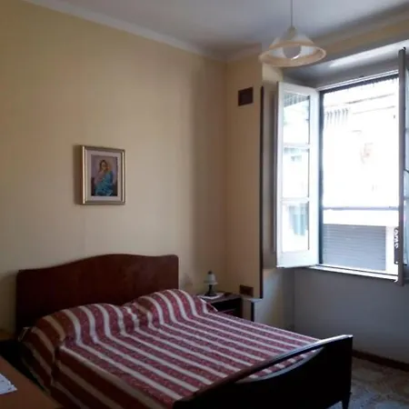 Appartamento In Taurianova Casa Vacanze *